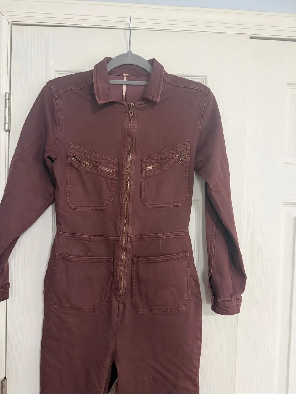 Free People Lennox Jumpsuit Sz  Small Utility Pockets Burgundy Brown Bitter Bark
